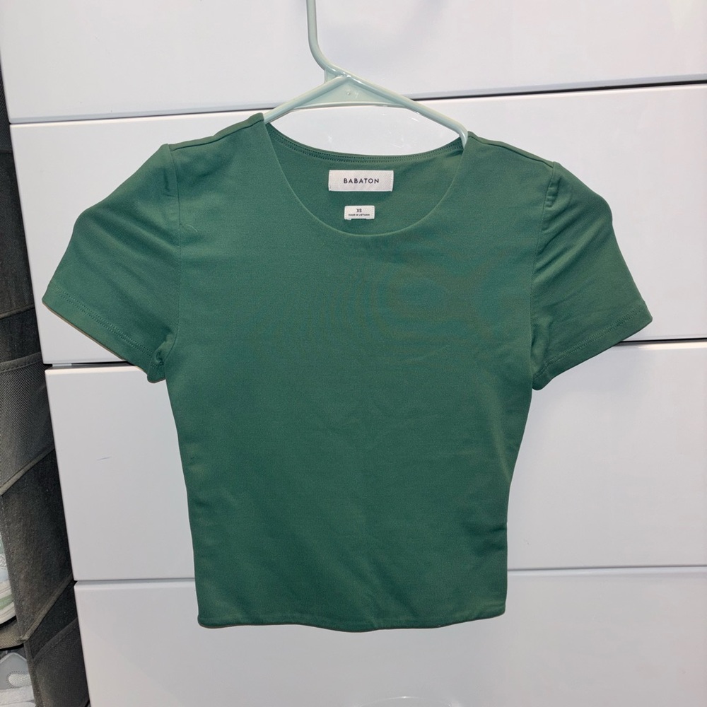Aritzia Babaton Deep Green Short Sleeve Tee